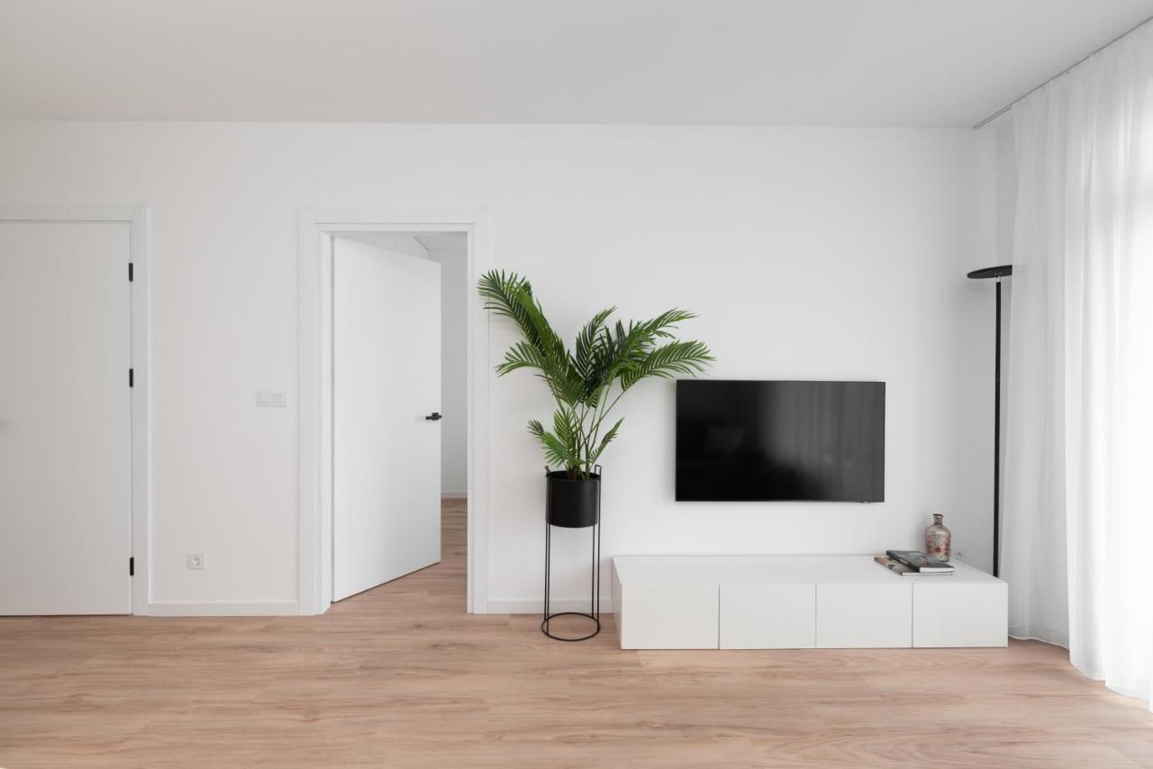Brand New And Modern 1Bdr Apartment VNO Exterior photo